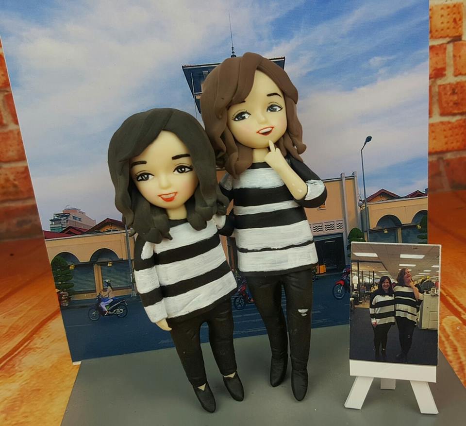 Nặn tượng đất sét theo yêu cầu