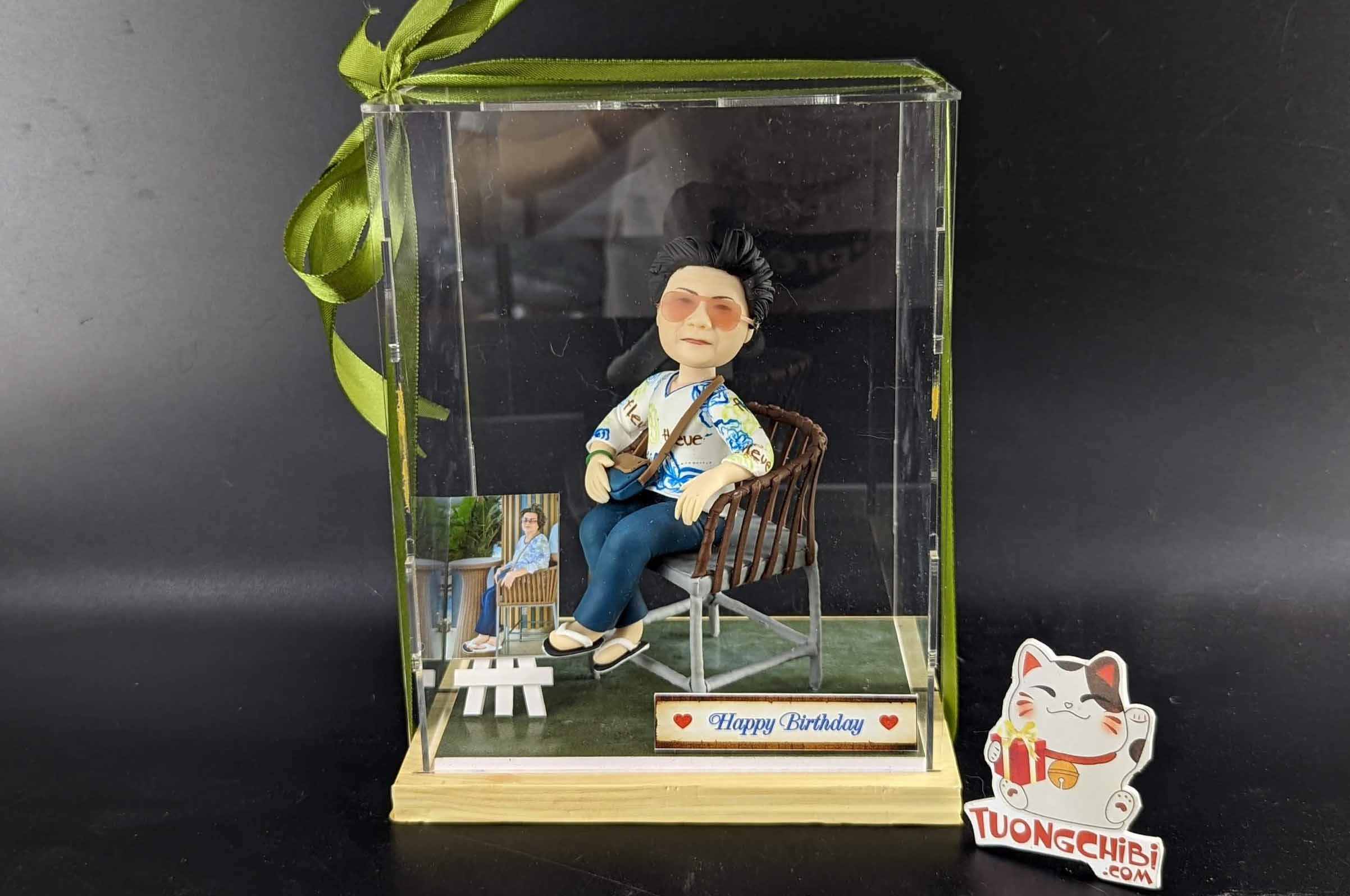 quà quốc tế phụ nữ cho bà