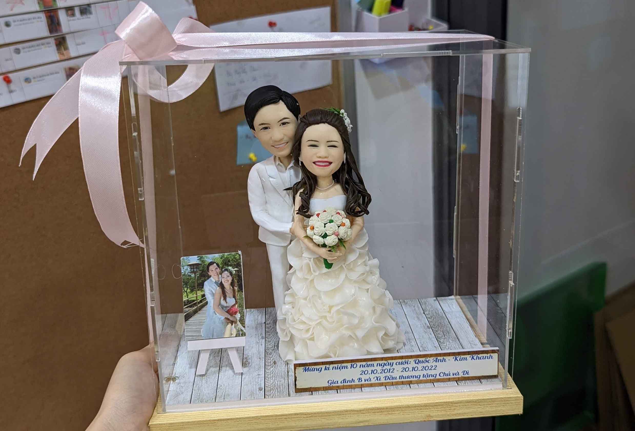 quà kỷ niệm ngày cưới sang trong