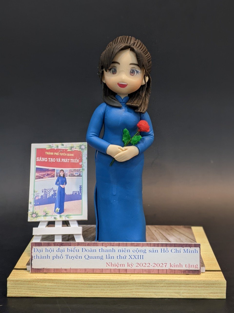 món quà quốc tế phụ nữ 8.3 ý nghĩa dành tặng cho người thân