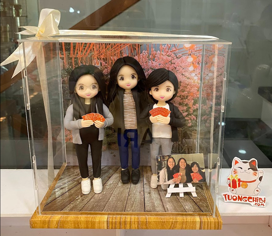 Quà tặng Ngày quốc tế Phụ nữ 8/3 từ tượng chibi mẫu mới 2020